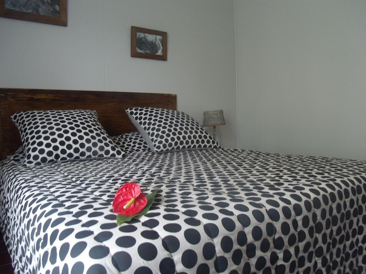 Bed and Breakfast Le Four A Pain Saint-Philippe Zewnętrze zdjęcie